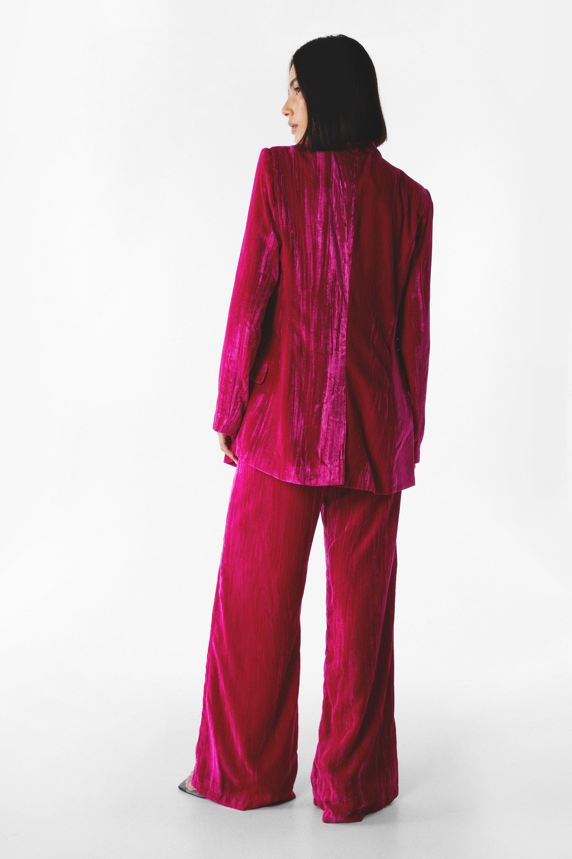 Red crushed hot sale velvet suit